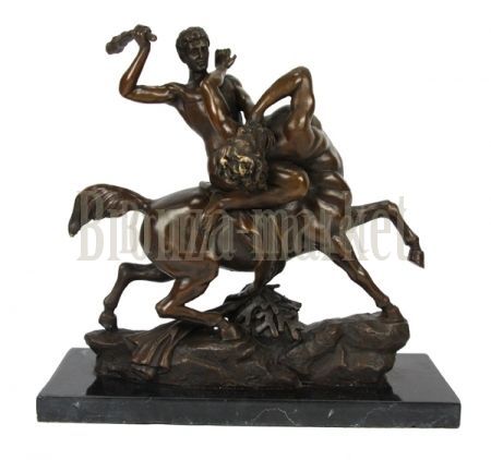 Статуэтка "Тесей, сражающийся с кентавром"