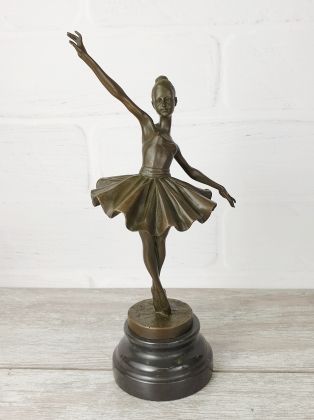 Балерина (ЕР-299)