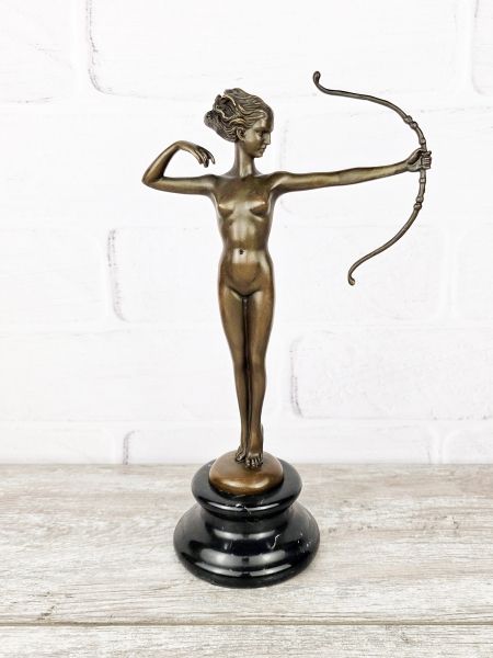 Статуэтка "Лучница (обнажённая)" Статуэтка "Лучница (обнажённая)"