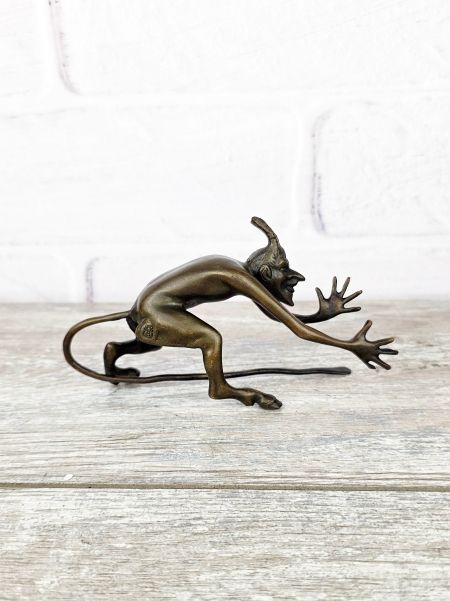 Статуэтка "Чёрт" Статуэтка "Чёрт"