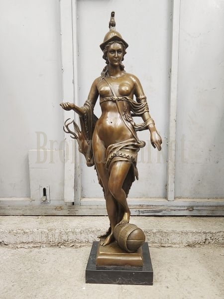 Скульптура "Диана-богиня природы и охоты (образ Баварии)"
