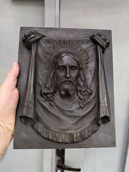 Статуэтка антикварная "Спас Нерукотворный (Касли, 1909г)" Статуэтка антикварная "Спас Нерукотворный (Касли, 1909г)"