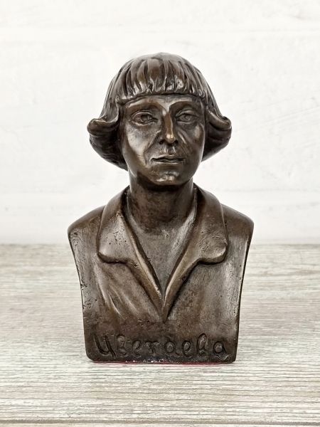 Бюст "Цветаева Марина" Бюст "Цветаева Марина"
