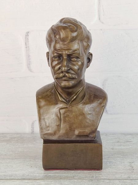 Бюст "Сталин (ск.Василик)"
