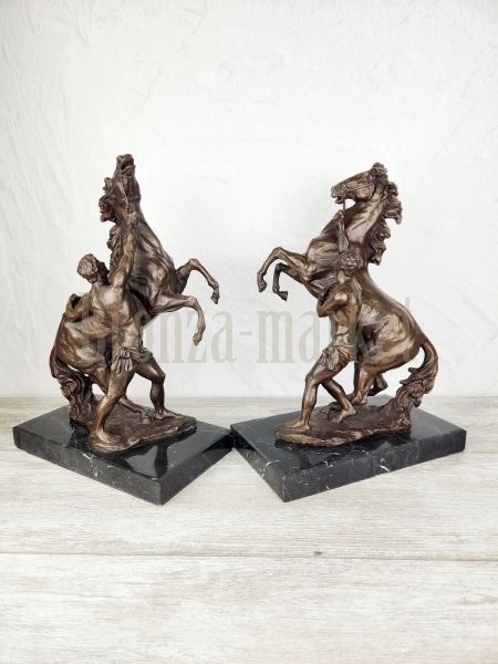 Скульптура "Укротители коня (парные, YL-190, 191)"