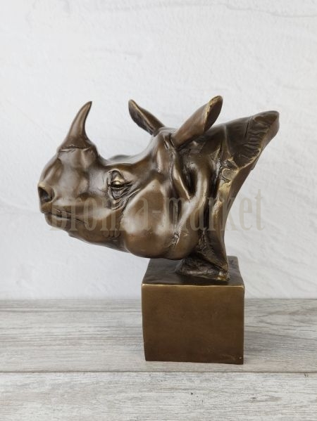 Статуэтка "Голова носорога (крупная)"