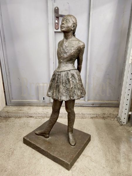 Скульптура "Четырнадцатилетня танцовщица (крупная)"