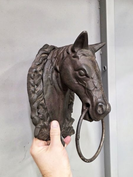 Статуэтка "Лошадь с кольцом (Россия, 1908г)" Статуэтка "Лошадь с кольцом (Россия, 1908г)"