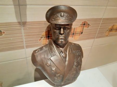 Оригинальный бюст "Жуков"