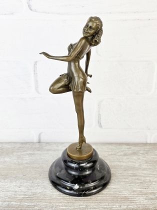 Танцовщица кабаре (ЕРА-212)