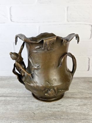 Кувшин "Девушка в камышах"