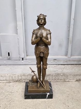 Жанна д'Арк молящаяся