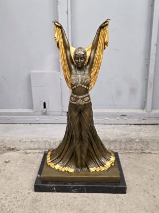 Саломея, золотая танцовщица