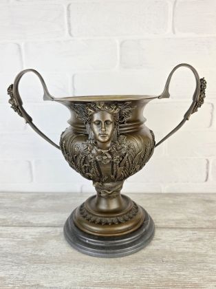 Ваза "Древний миф"