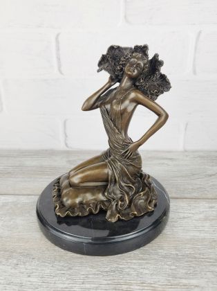 Танцовщица кабаре (ЕР-603)