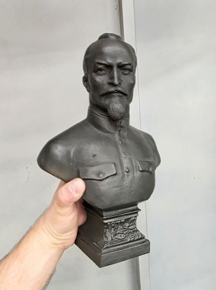 Статуэтка антикварная "Дзержинский. К столетию (Касли, 1985г)"