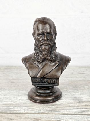 Достоевский (12см) Достоевский (12см)