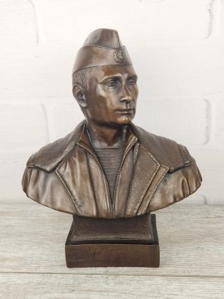 Путин (в форме, 16см)