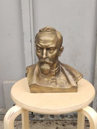 Дзержинский (Касли, Бронза)