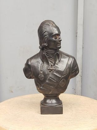 Статуэтка антикварная "Ушаков (Касли, 1949г)"