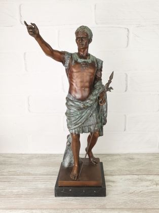 Скульптура "Гай Юлий Цезарь Август (зел.)"