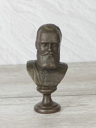 Александр III (маленький)