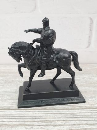 Юрий Долгорукий на коне