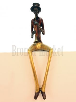 Негритянка на полку (с трубой)